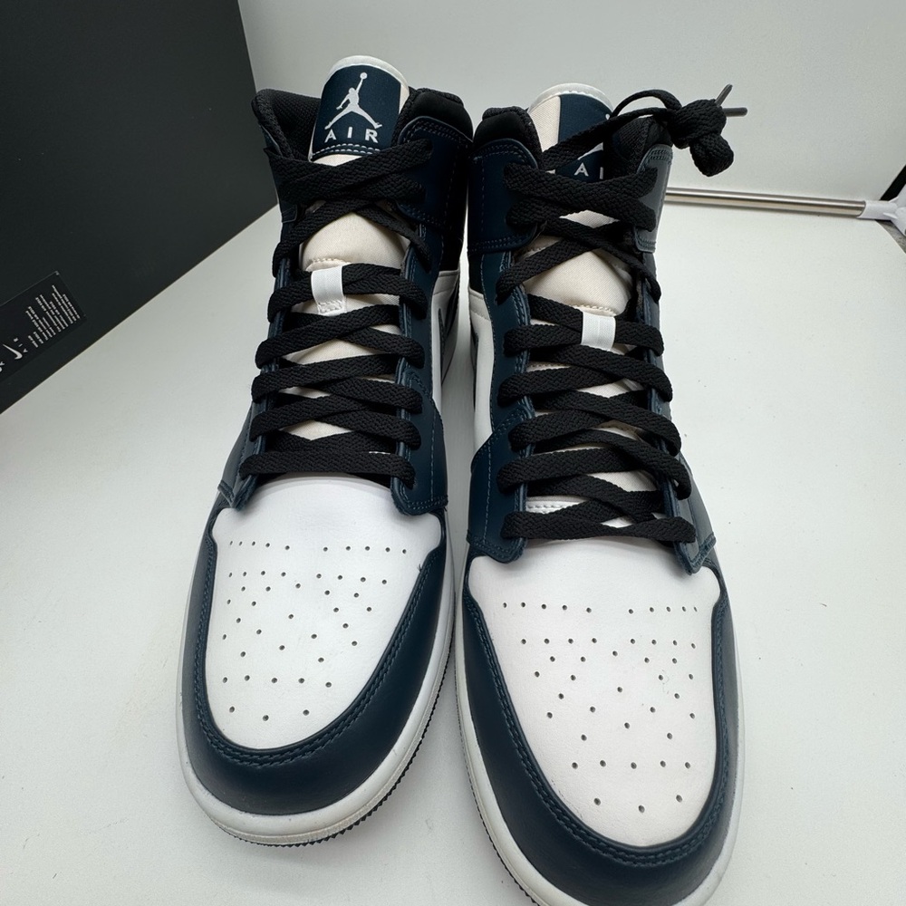 Jordan 1 mid armory navy - Picture 5 of 7